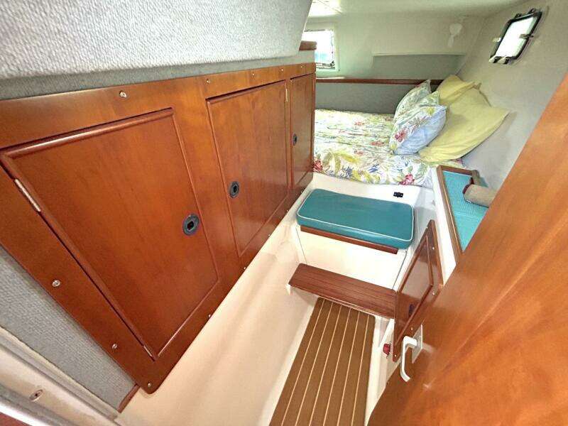 Seahawk 34ft PDQ Yacht For Sale