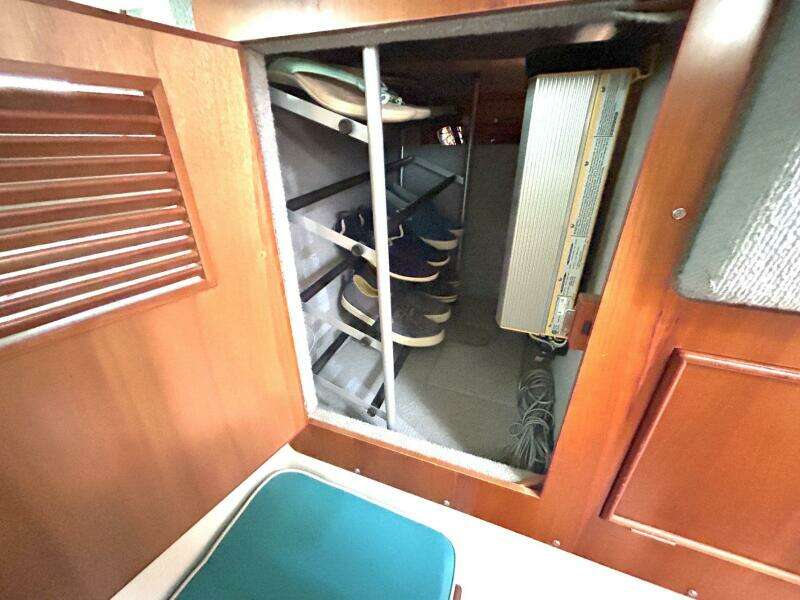 Seahawk 34ft PDQ Yacht For Sale