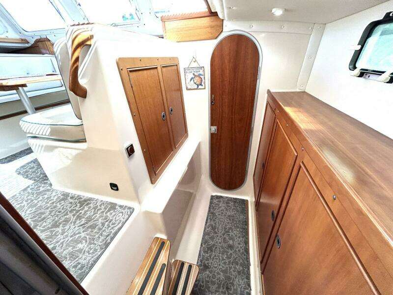 Seahawk 34ft PDQ Yacht For Sale