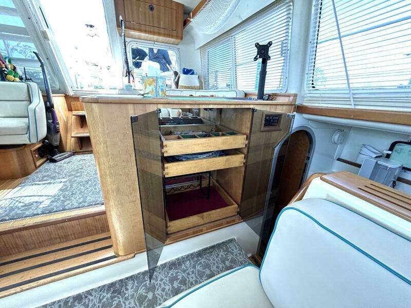 Seahawk 34ft PDQ Yacht For Sale