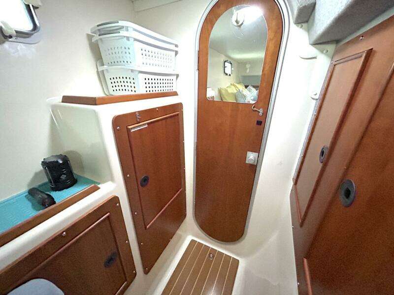 Seahawk 34ft PDQ Yacht For Sale