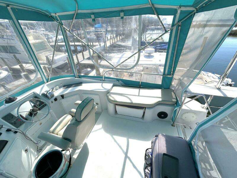 Seahawk 34ft PDQ Yacht For Sale