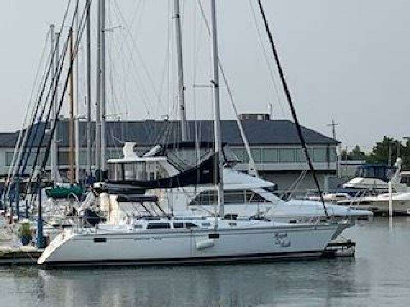 Heph Ze Bah 37ft Hunter Yacht For Sale