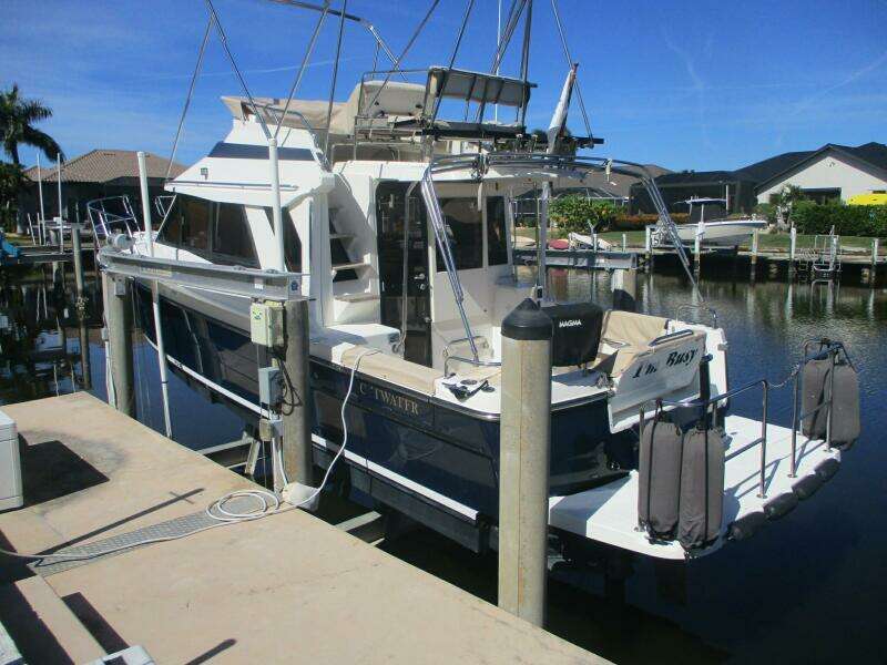 30ft Cutwater Yacht For Sale