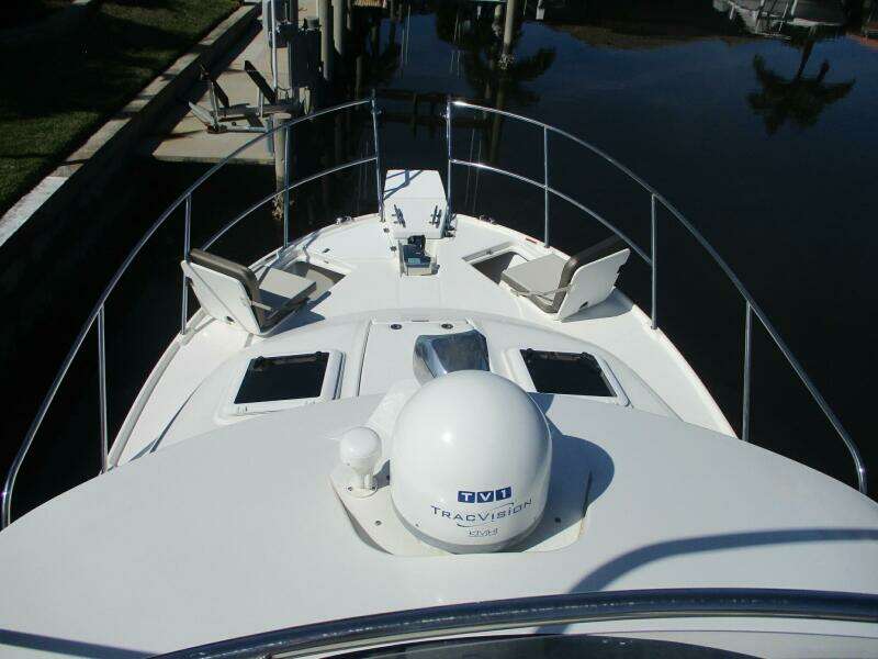 30ft Cutwater Yacht For Sale