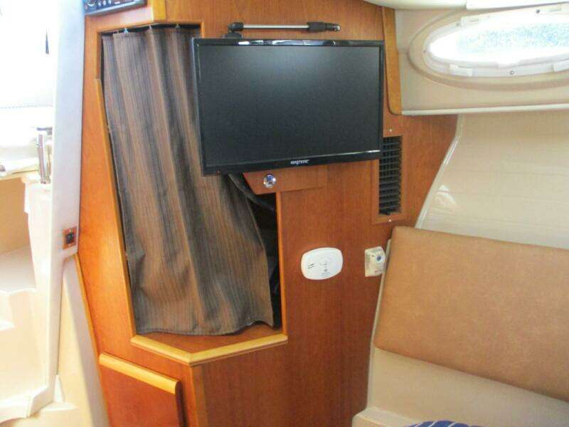 30ft Cutwater Yacht For Sale