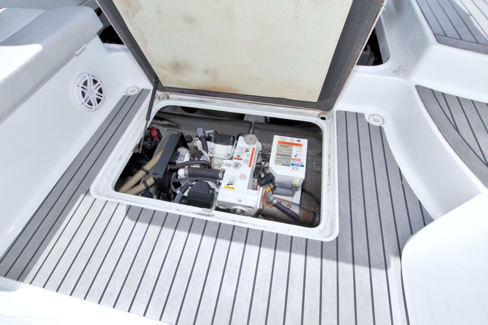 2015 Formula 350 Crossover Bowrider