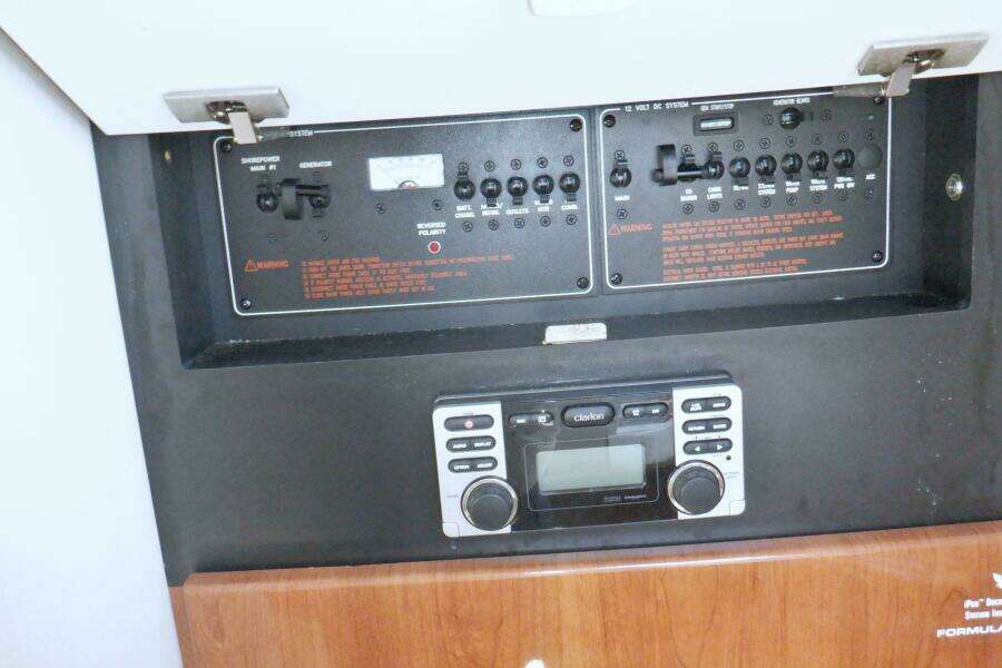 Ship Faced 35ft Formula Yacht For Sale