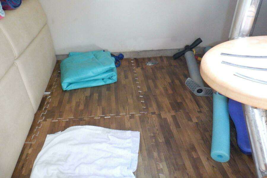 Ship Faced 35ft Formula Yacht For Sale