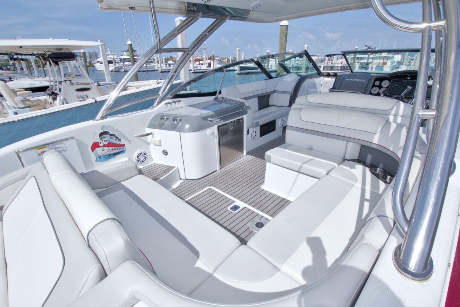 2015 Formula 350 Crossover Bowrider