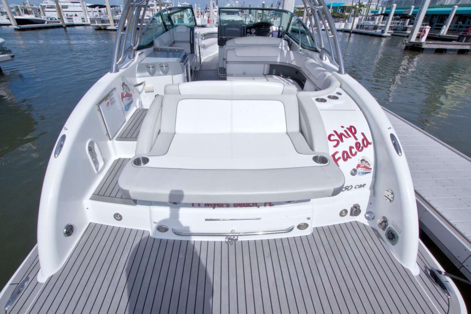 2015 Formula 350 Crossover Bowrider
