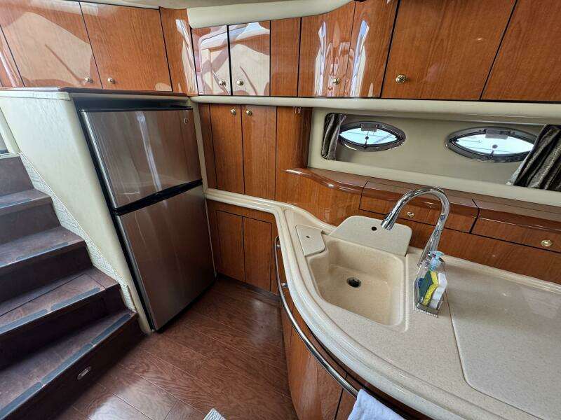 Rose 54ft Sea Ray Yacht For Sale