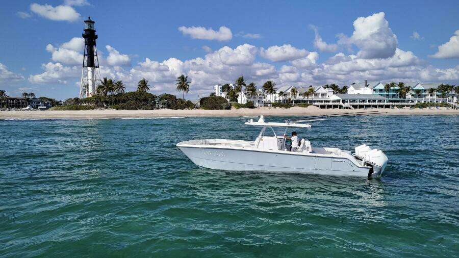 Little Lady 35ft Invincible Yacht For Sale