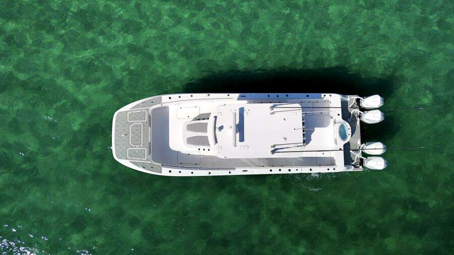 Little Lady 35ft Invincible Yacht For Sale