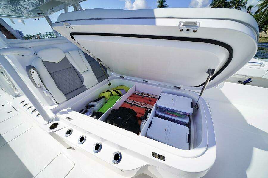 Little Lady 35ft Invincible Yacht For Sale