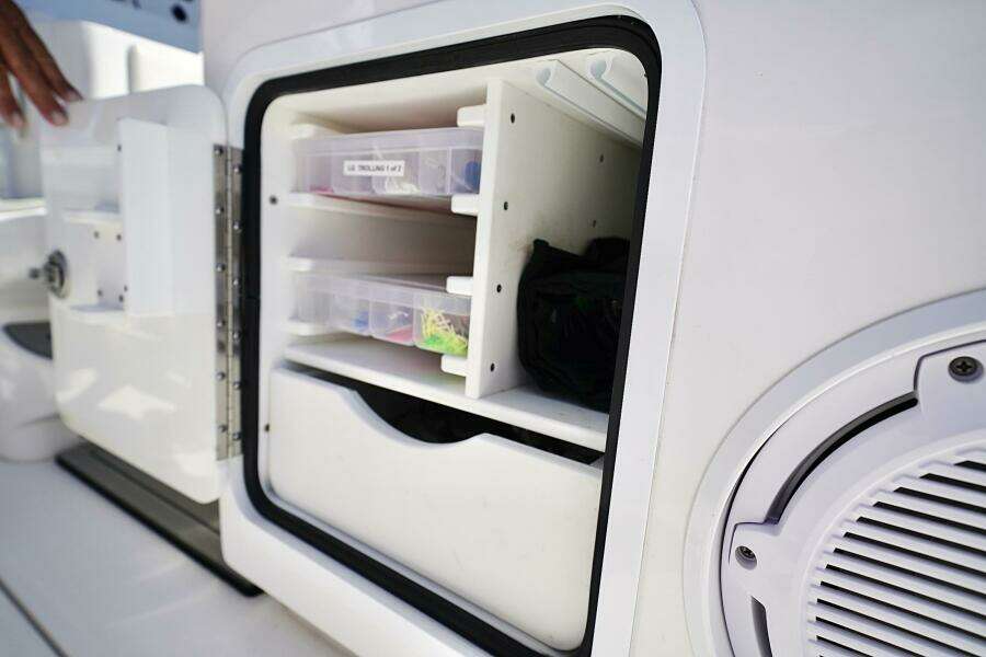 Little Lady 35ft Invincible Yacht For Sale