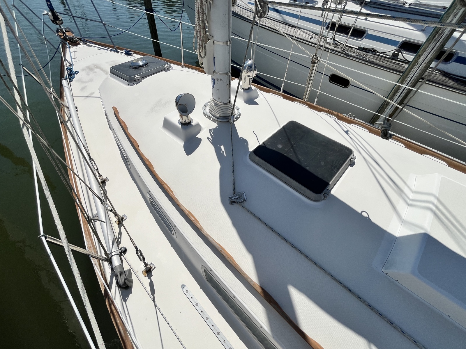 Bay Lark 34ft Sabre Yacht For Sale