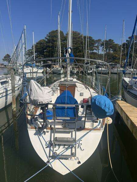 Bay Lark 34ft Sabre Yacht For Sale
