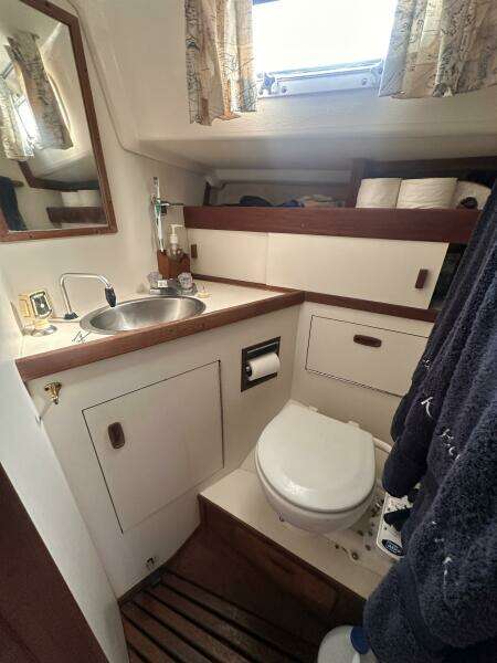 Bay Lark 34ft Sabre Yacht For Sale