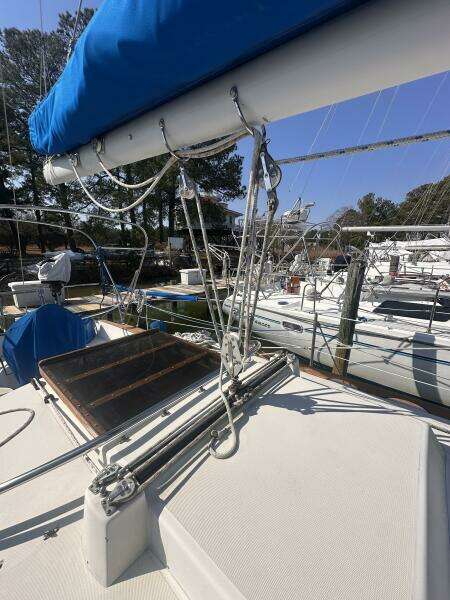 Bay Lark 34ft Sabre Yacht For Sale