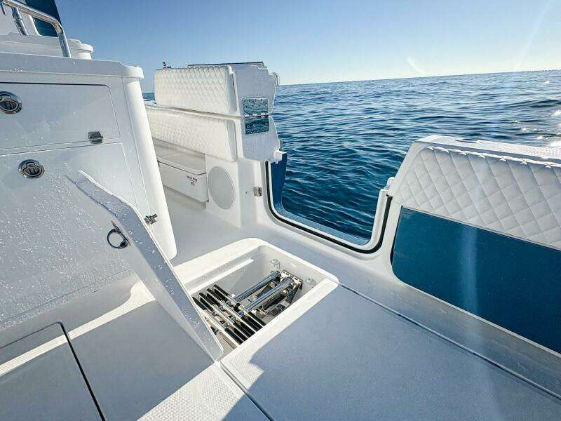 48ft HCB Yacht For Sale