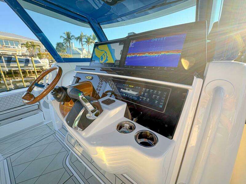 48ft HCB Yacht For Sale