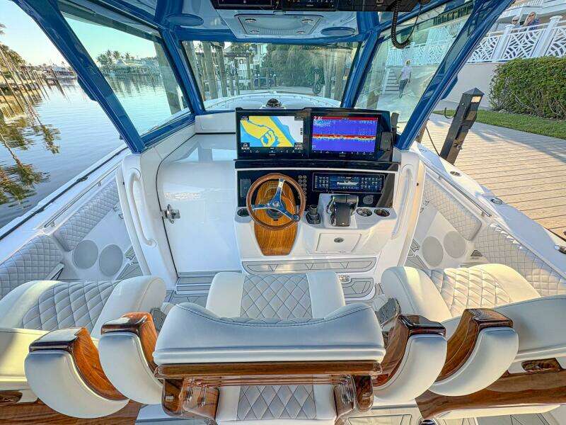 48ft HCB Yacht For Sale