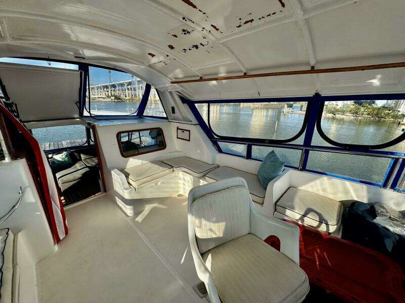 47ft Marine Trader Yacht For Sale