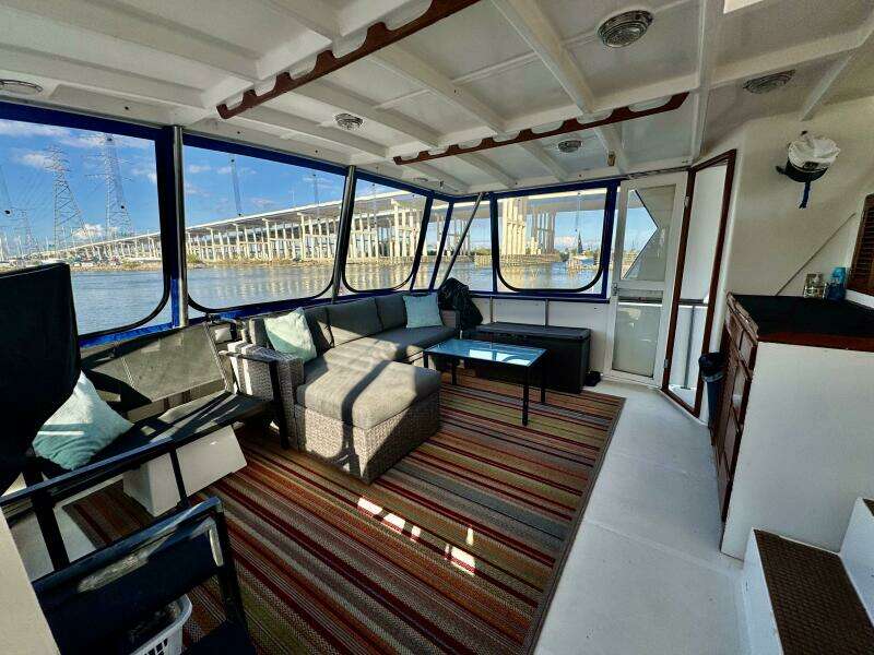 47ft Marine Trader Yacht For Sale