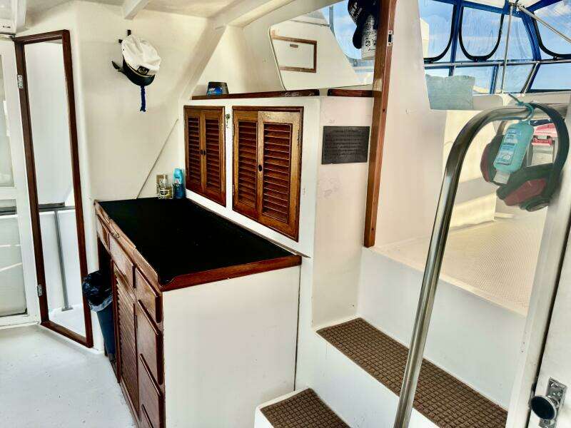 47ft Marine Trader Yacht For Sale