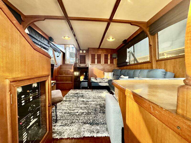 47ft Marine Trader Yacht For Sale