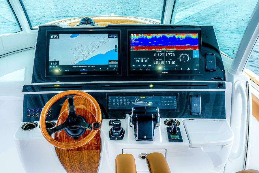 56ft HCB Yacht For Sale