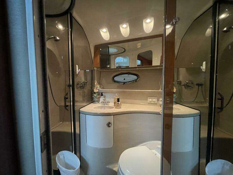 38ft Regal Yacht For Sale