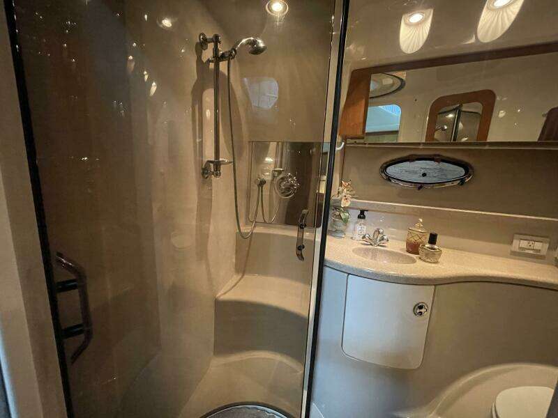 38ft Regal Yacht For Sale