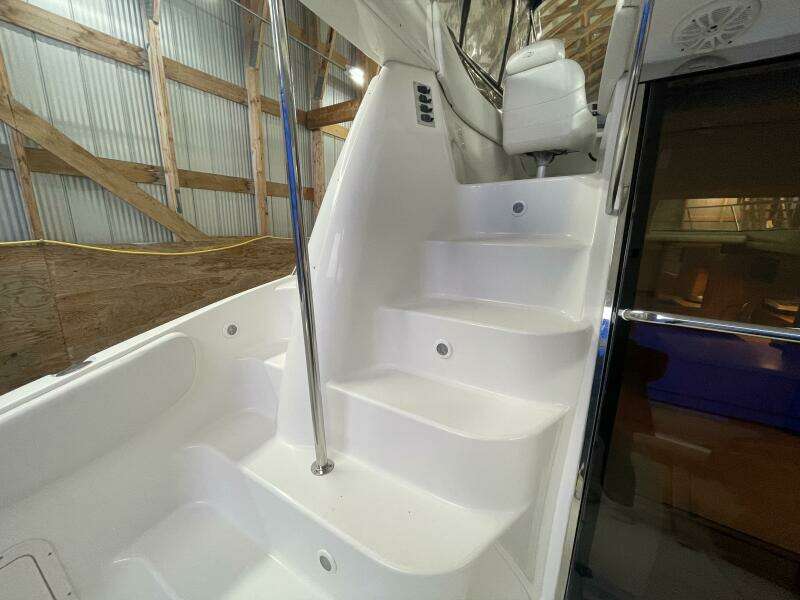 38ft Regal Yacht For Sale