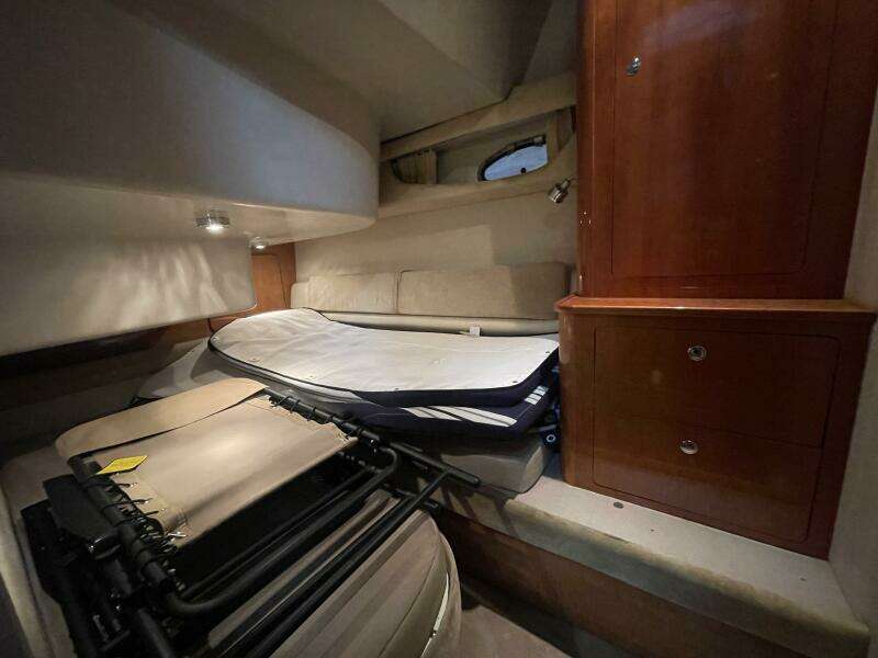 38ft Regal Yacht For Sale