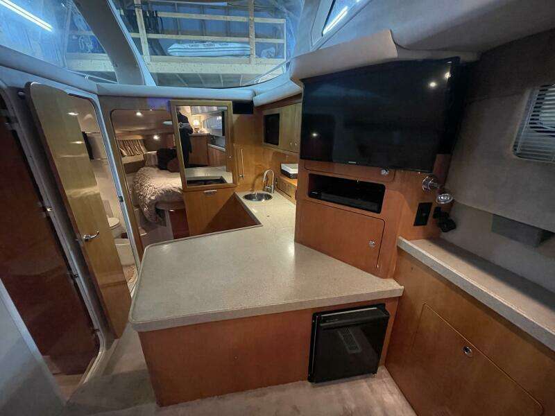 38ft Regal Yacht For Sale