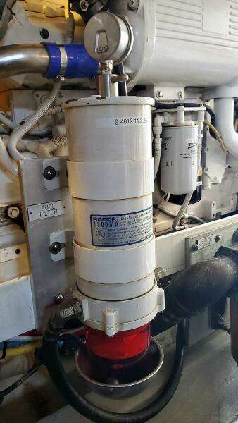 Main Engine Starboard Racor Fuel Filter