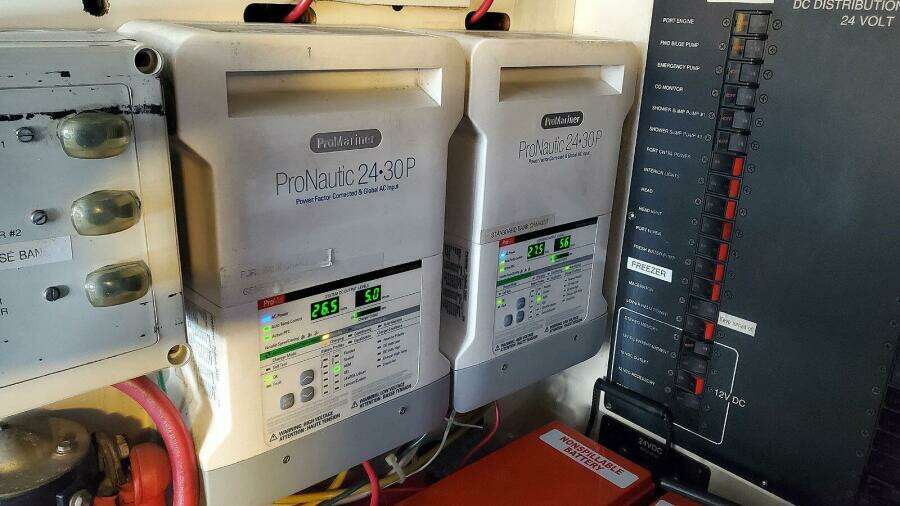 24 VDC 30 AMP Battery Chargers