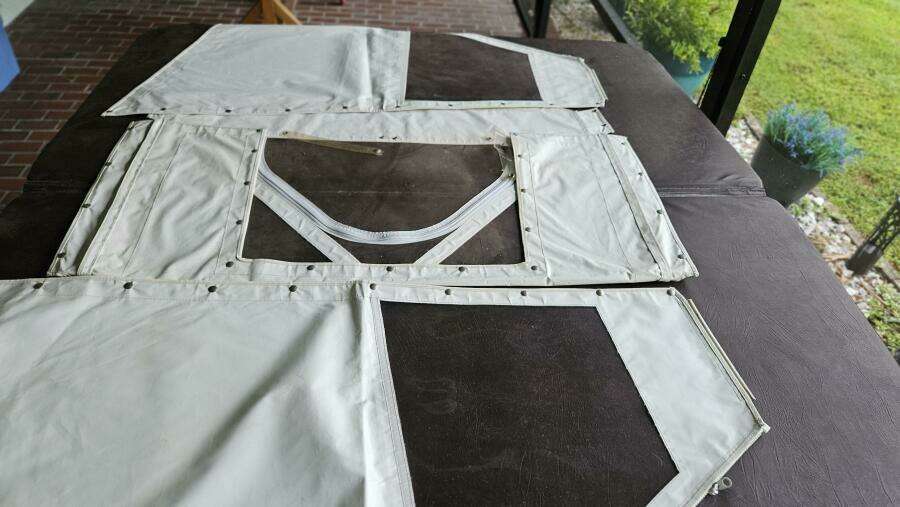 Get the Gaff II 31ft Contender Yacht For Sale