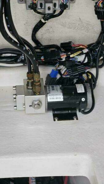 Get the Gaff II 31ft Contender Yacht For Sale