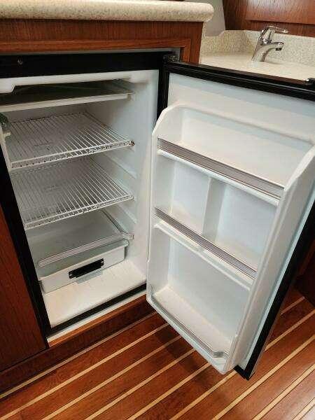 35ft Tiara Yachts Yacht For Sale