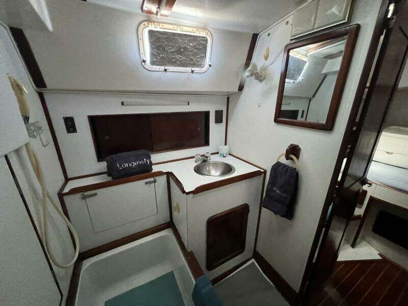 Longevity 46ft Morgan Yacht For Sale