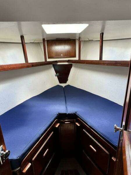 Longevity 46ft Morgan Yacht For Sale