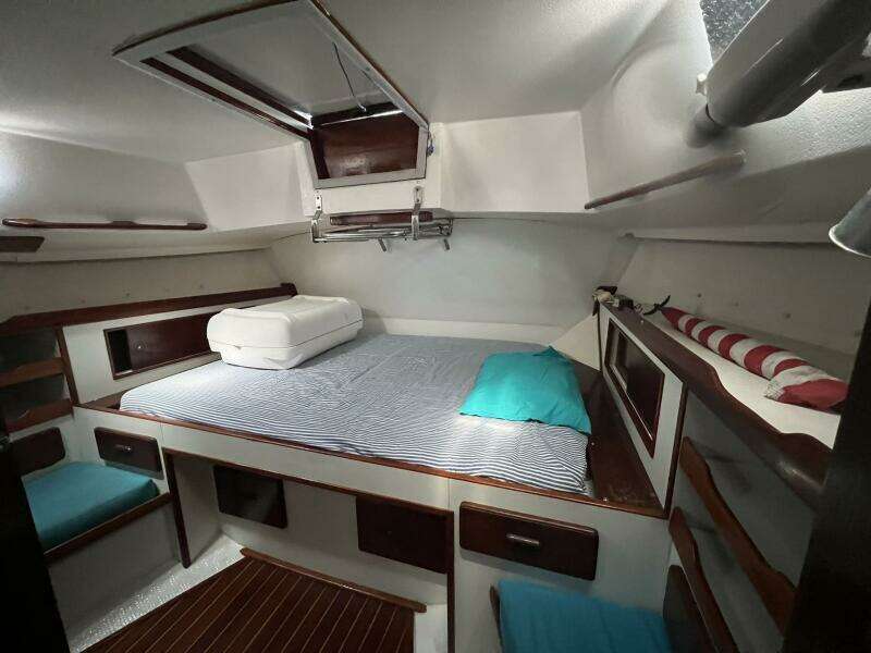 Longevity 46ft Morgan Yacht For Sale