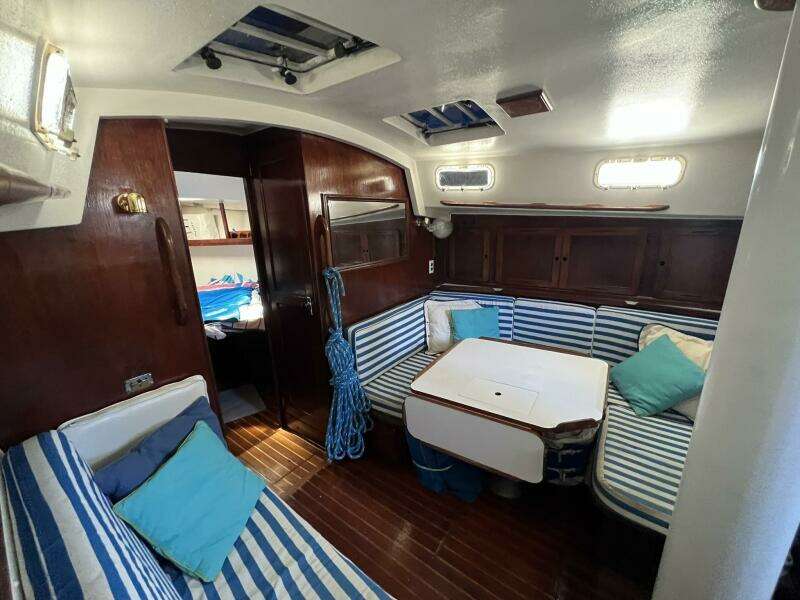 Longevity 46ft Morgan Yacht For Sale