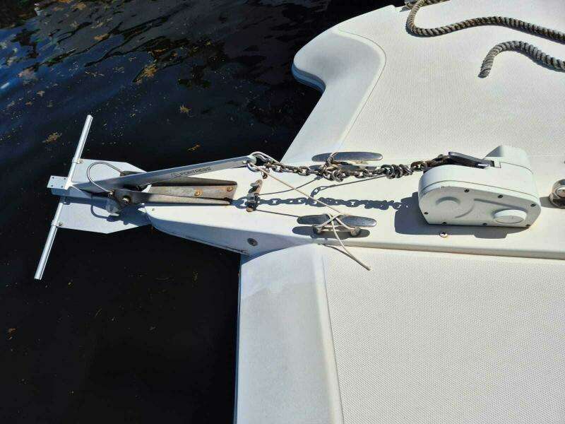 Voyager 33ft World Cat Yacht For Sale