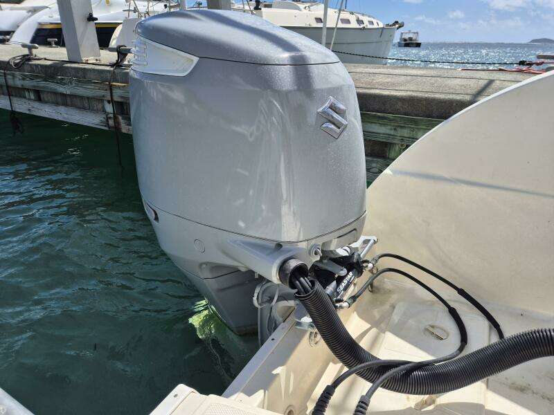 Voyager 33ft World Cat Yacht For Sale