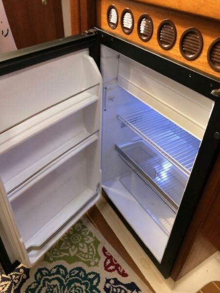 34' 2000 Mainship 34 Pilot