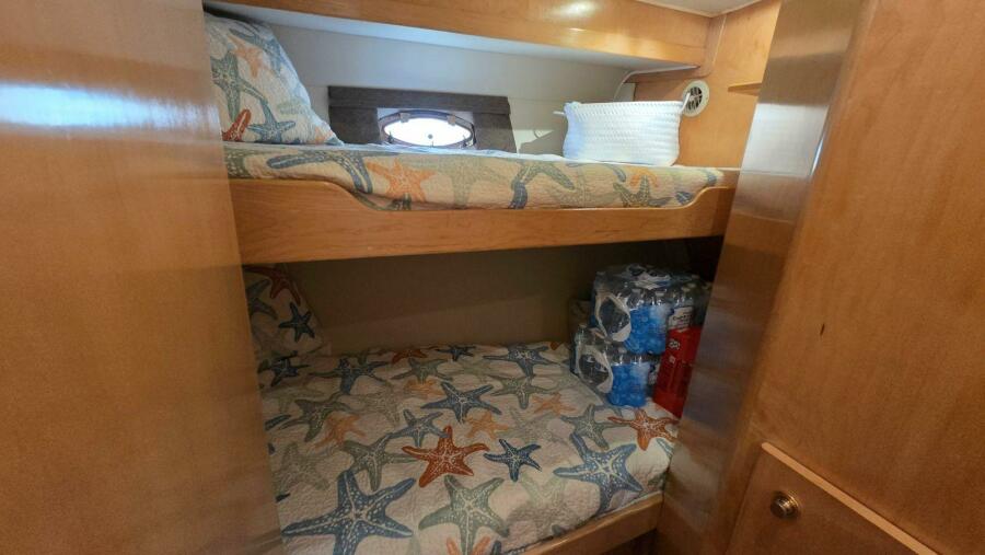 53' 1998 Navigator 5300